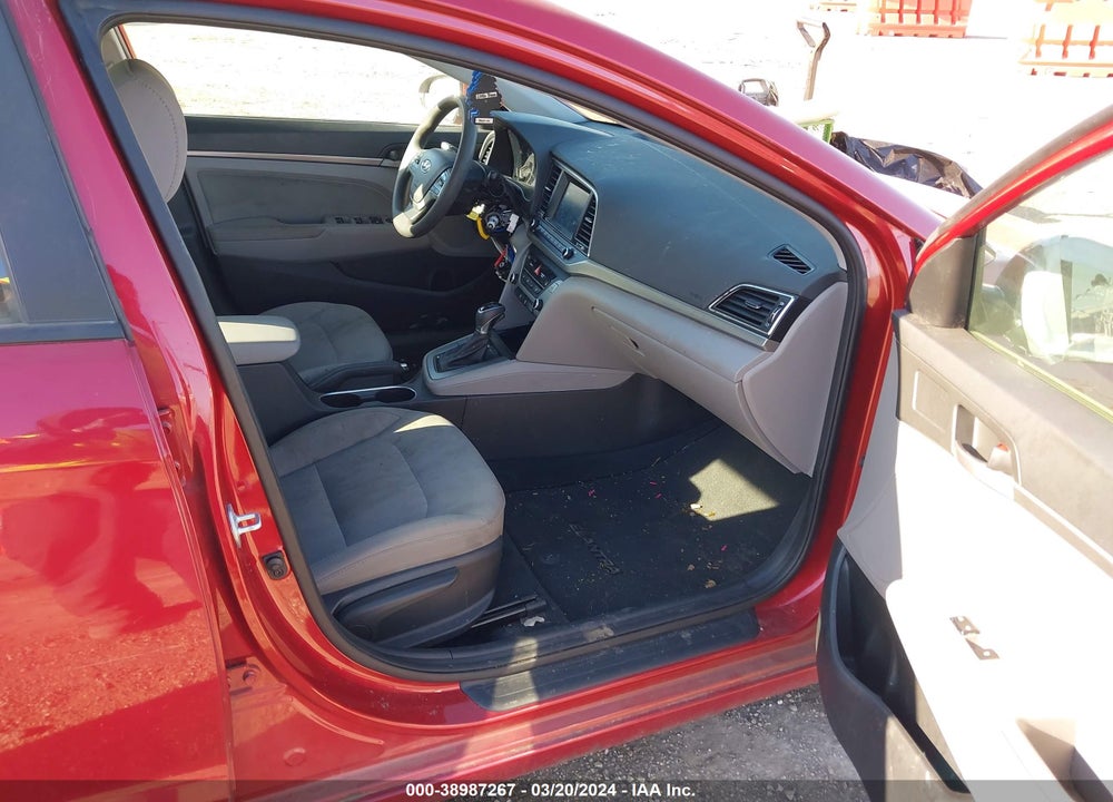 2017 HYUNDAI ELANTRA SE VIN: 5NPD84LF3HH124103