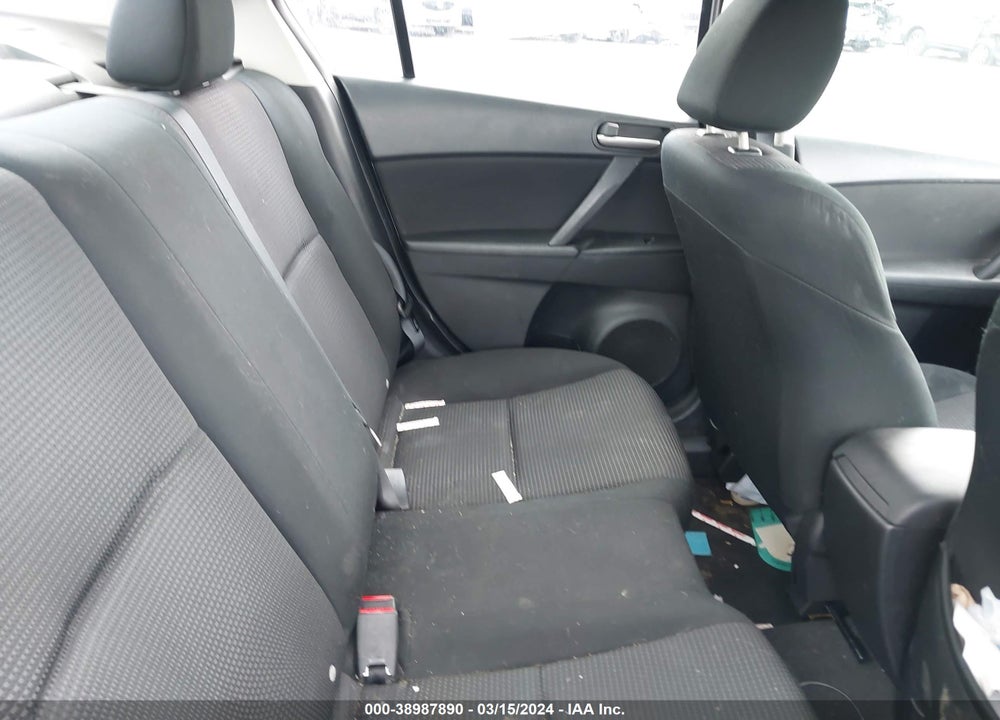 2013 MAZDA 3 I SPORT VIN: JM1BL1UP7D1835588