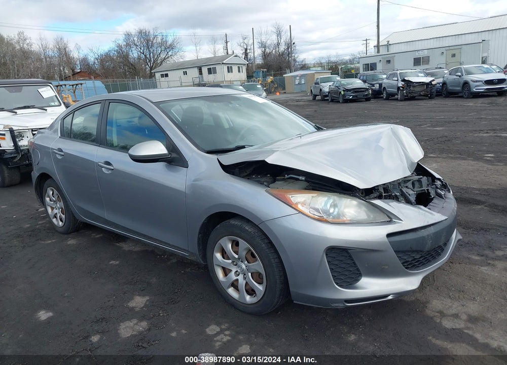 2013 MAZDA 3 I SPORT VIN: JM1BL1UP7D1835588