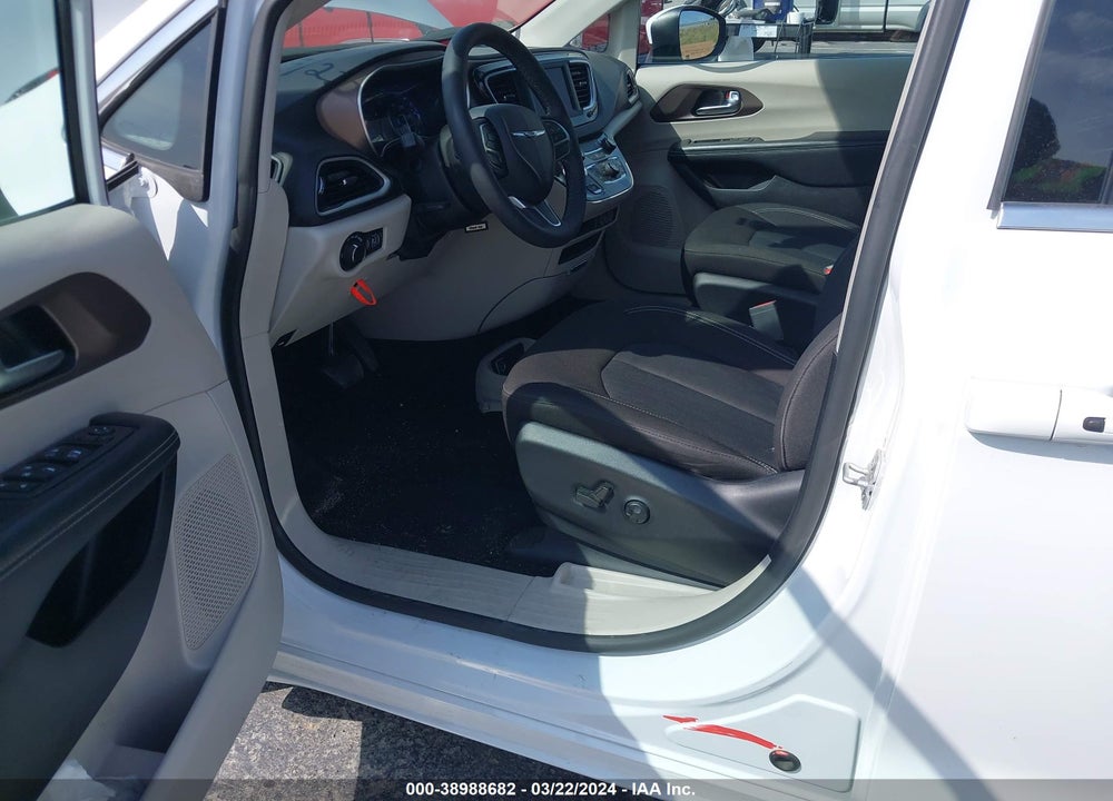 2022 CHRYSLER VOYAGER LX VIN: 2C4RC1CG4NR166502