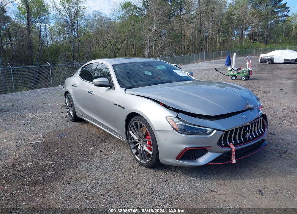 2018 MASERATI GHIBLI S GRANSPORT VIN: ZAM57YSS2J1281515