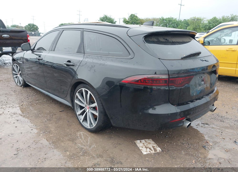 2018 JAGUAR XF S VIN: SAJBM2FV3JCY67826