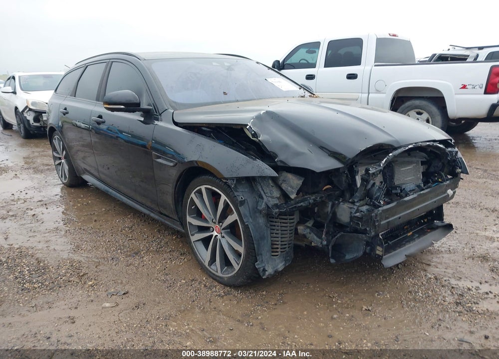 2018 JAGUAR XF S VIN: SAJBM2FV3JCY67826