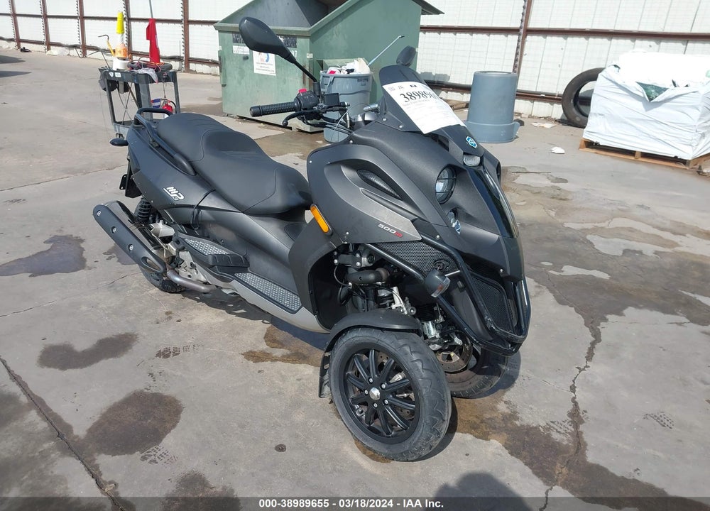 2010 PIAGGIO MP3 500 VIN: ZAPM610X4A5002050
