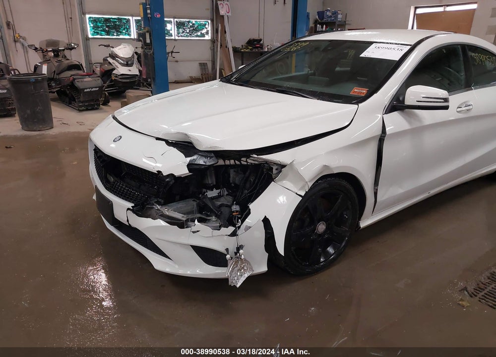2015 MERCEDES-BENZ CLA 250 4MATIC VIN: WDDSJ4GB2FN233027
