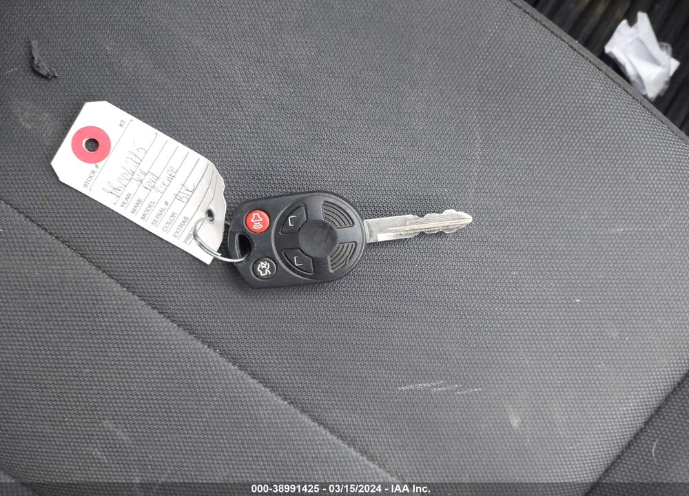 2011 FORD ESCAPE XLT VIN: 1FMCU0D77BKA06275