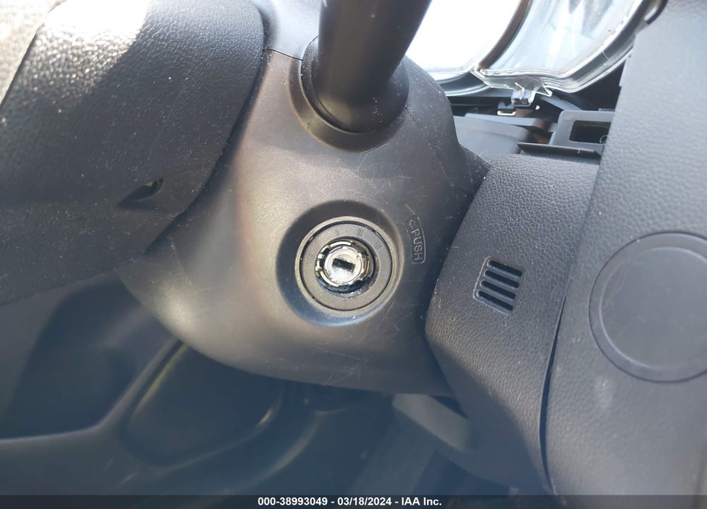 2019 HONDA FIT LX VIN: 3HGGK5H44KM740830