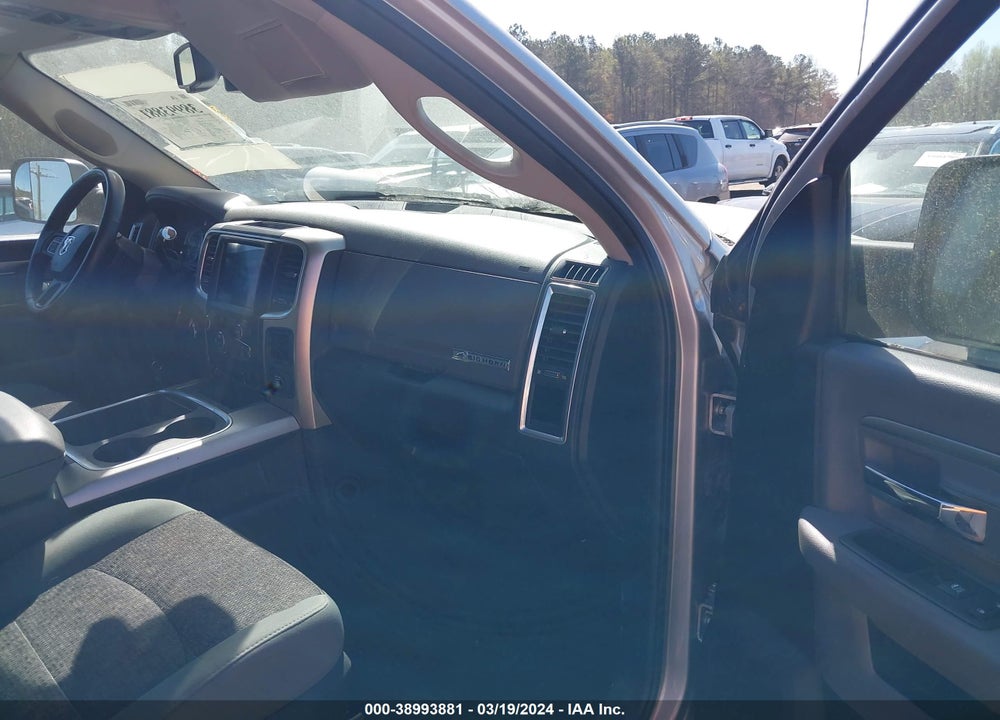 2018 RAM 2500 VIN: 3C6UR5DL7JG224668
