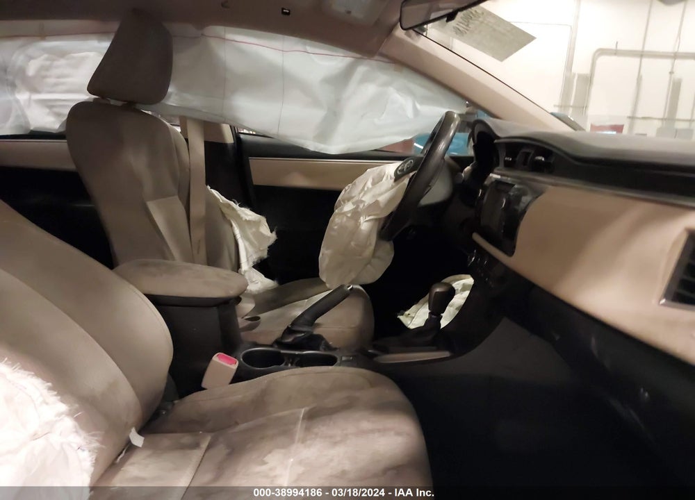 2015 TOYOTA COROLLA LE VIN: 5YFBURHE2FP340640