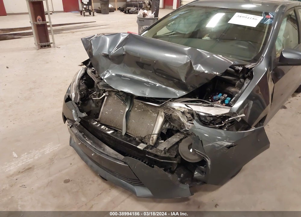 2015 TOYOTA COROLLA LE VIN: 5YFBURHE2FP340640