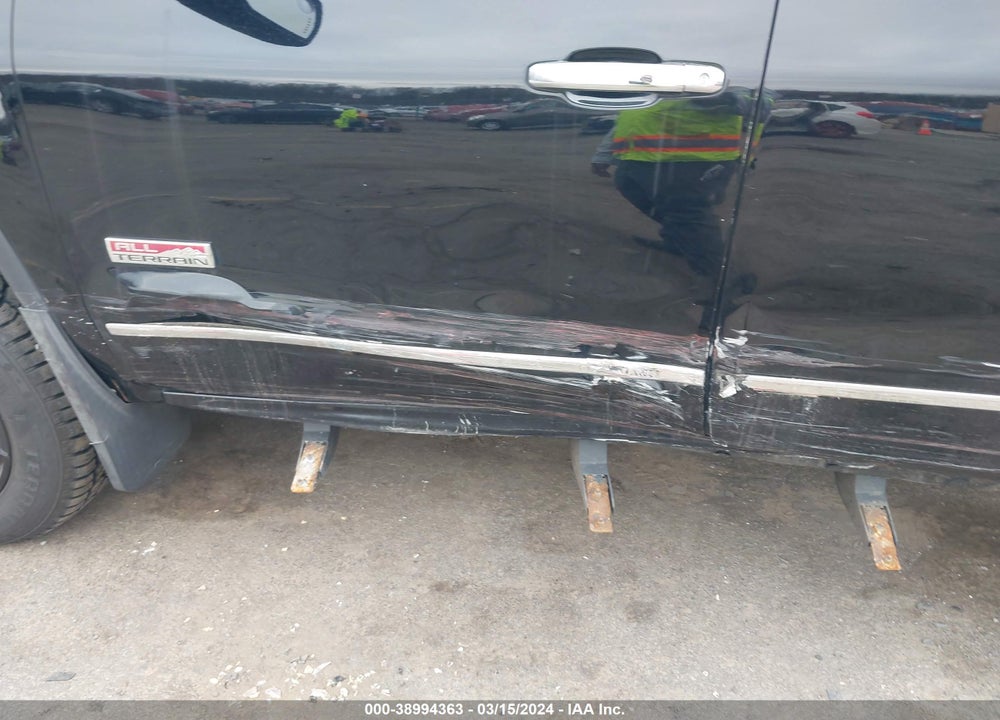 2014 GMC SIERRA 1500 SLT VIN: 3GTU2VEC1EG213358