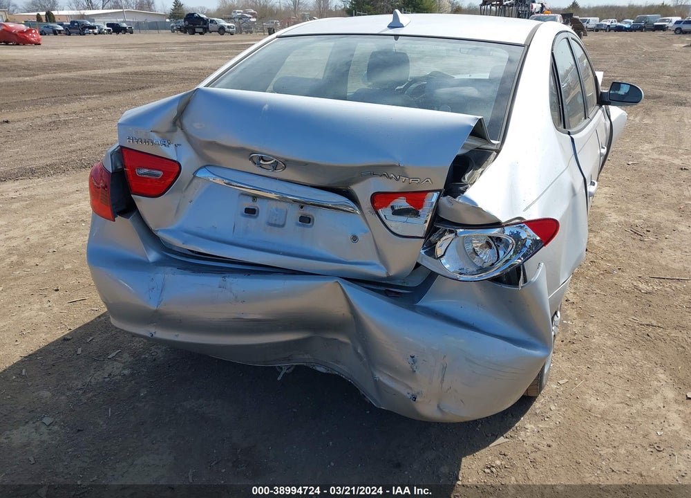 2010 HYUNDAI ELANTRA GLS VIN: KMHDU4AD2AU929725