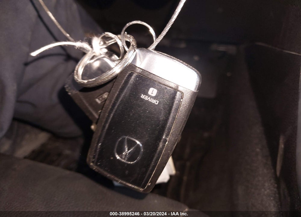 2017 ACURA TLX VIN: 19UUB1F30HA000865