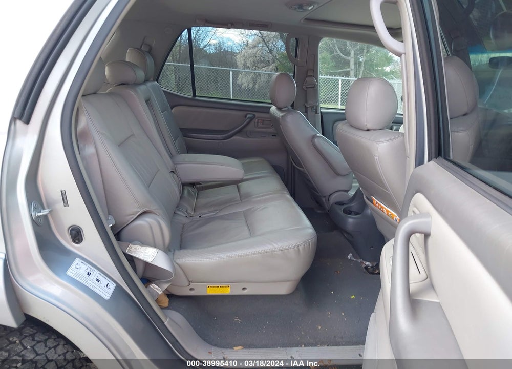 2006 TOYOTA SEQUOIA SR5 V8 VIN: 5TDBT44A46S273359
