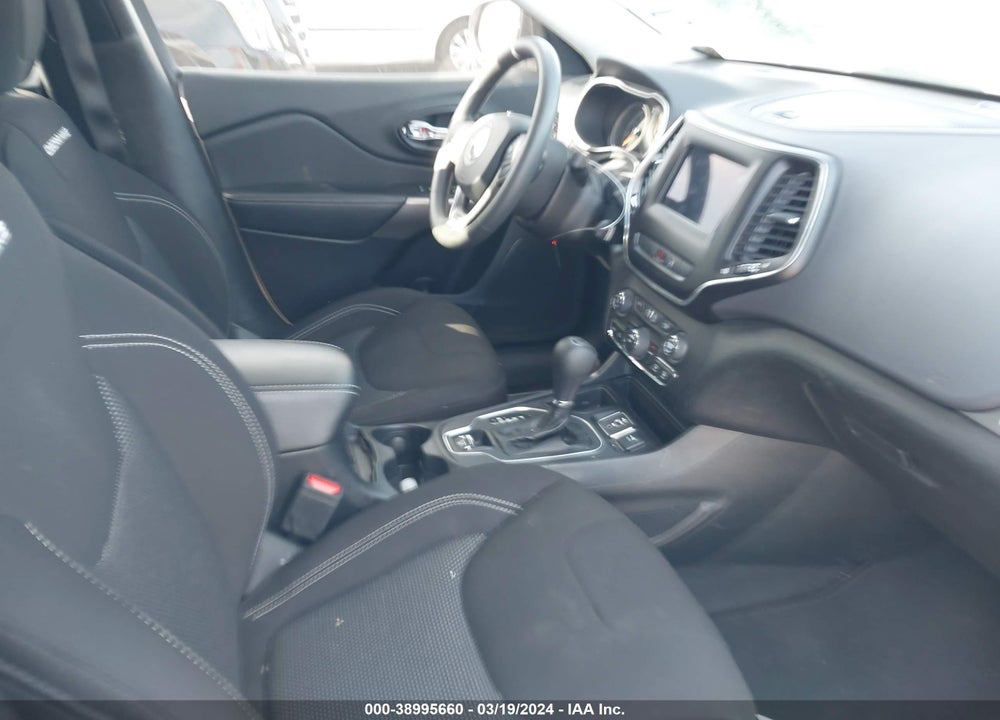 2021 JEEP CHEROKEE LATITUDE 4X4 VIN: 1C4PJLCBXMD208184