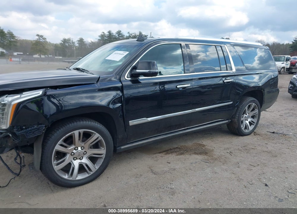 2015 CADILLAC ESCALADE ESV VIN: 1GYS4TKJ9FR700411