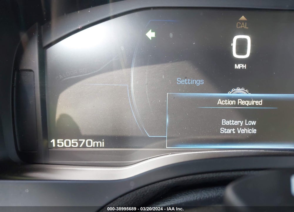 2015 CADILLAC ESCALADE ESV VIN: 1GYS4TKJ9FR700411