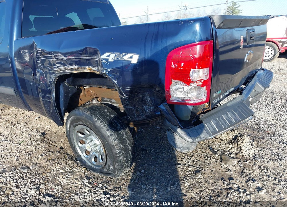 2010 CHEVROLET SILVERADO 1500 LS VIN: 1GCSKREA9AZ210098