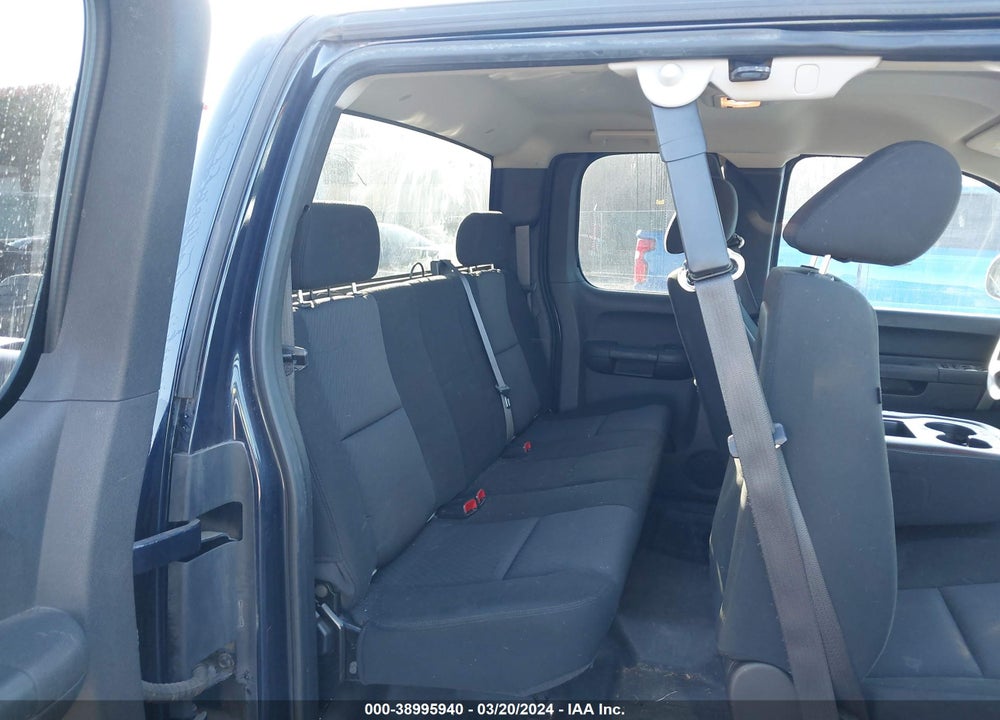 2010 CHEVROLET SILVERADO 1500 LS VIN: 1GCSKREA9AZ210098