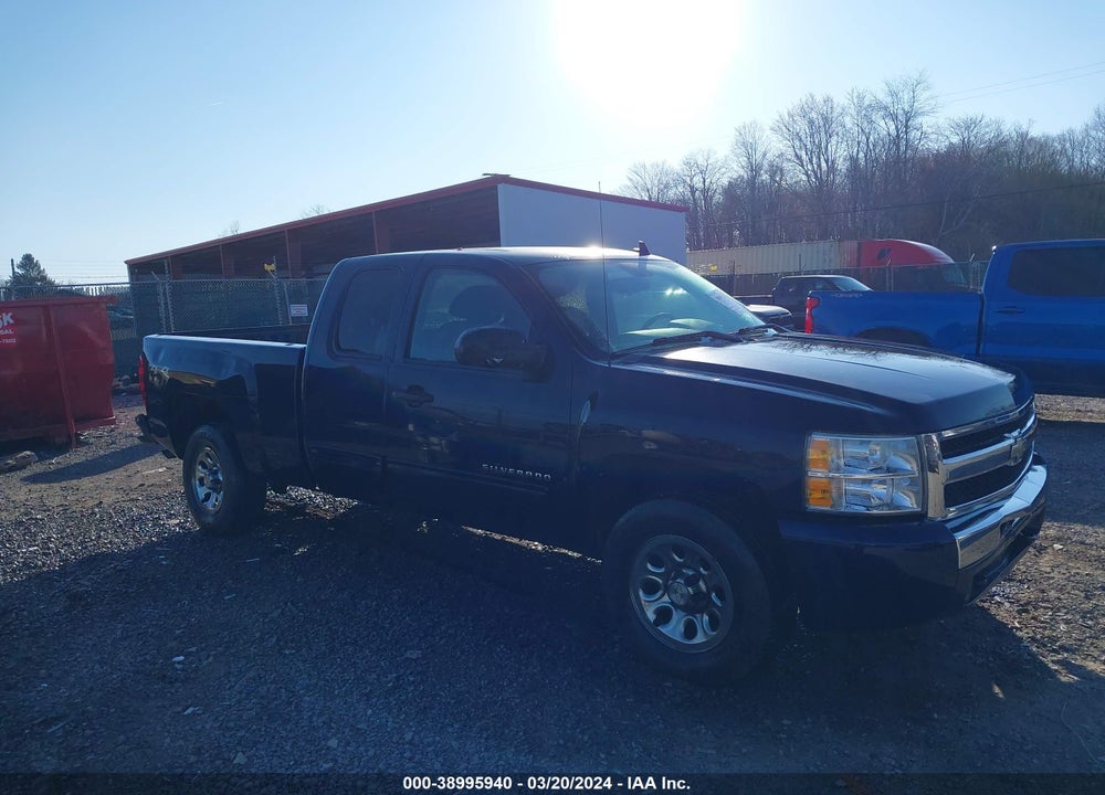 2010 CHEVROLET SILVERADO 1500 LS VIN: 1GCSKREA9AZ210098