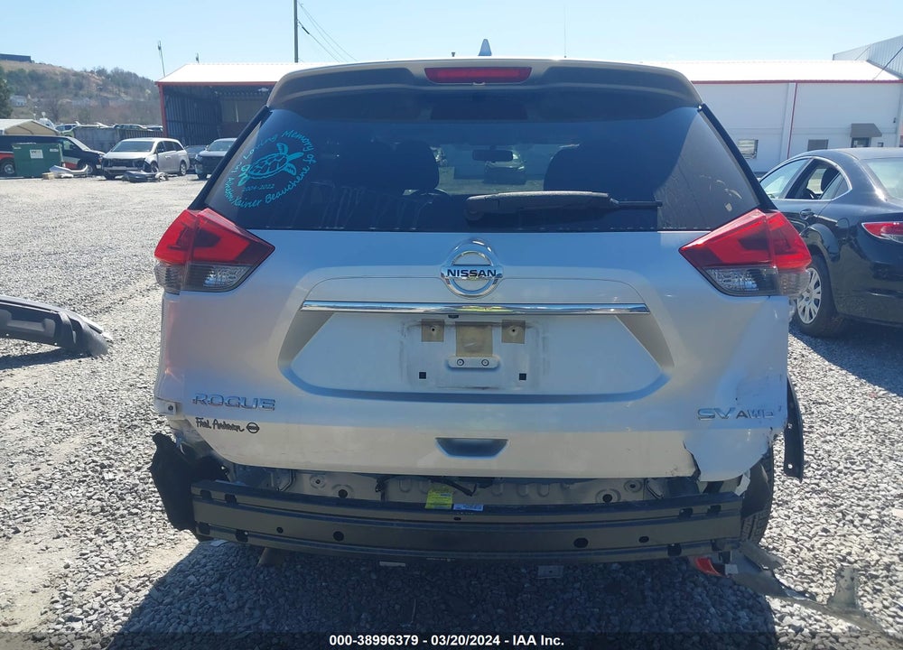 2018 NISSAN ROGUE SV VIN: JN8AT2MV1JW347501