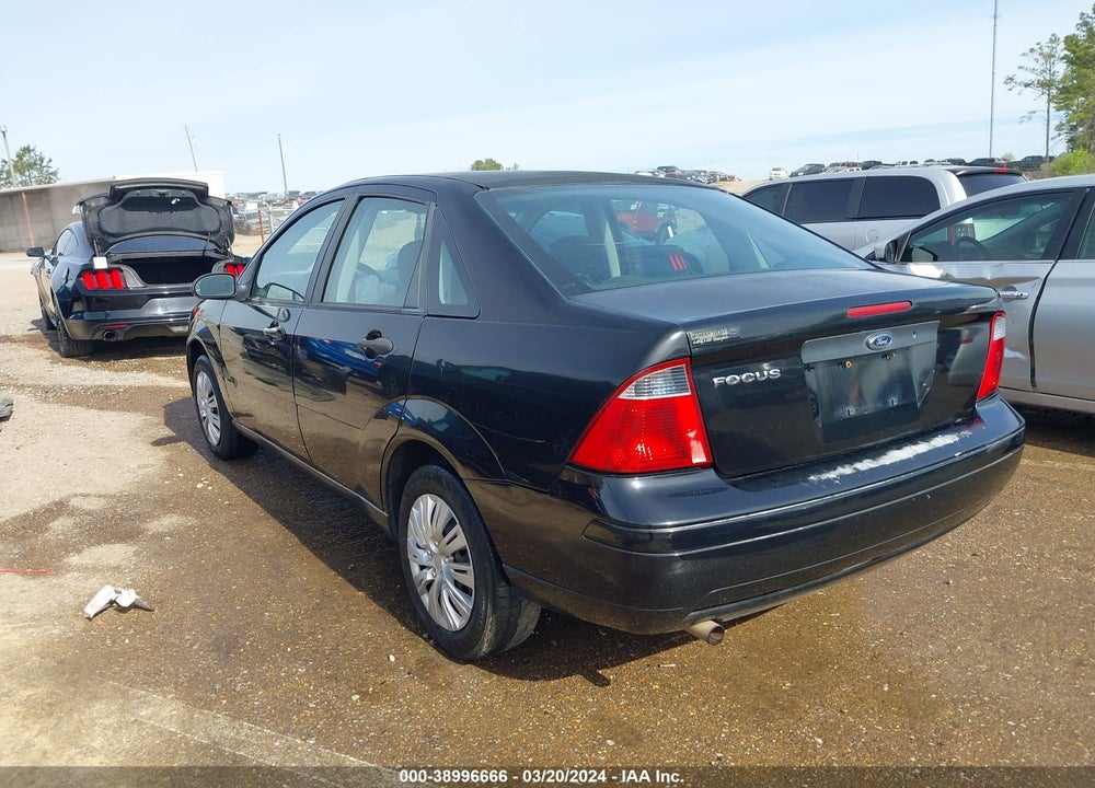 2007 FORD FOCUS S/SE/SES VIN: 1FAFP34N27W174856