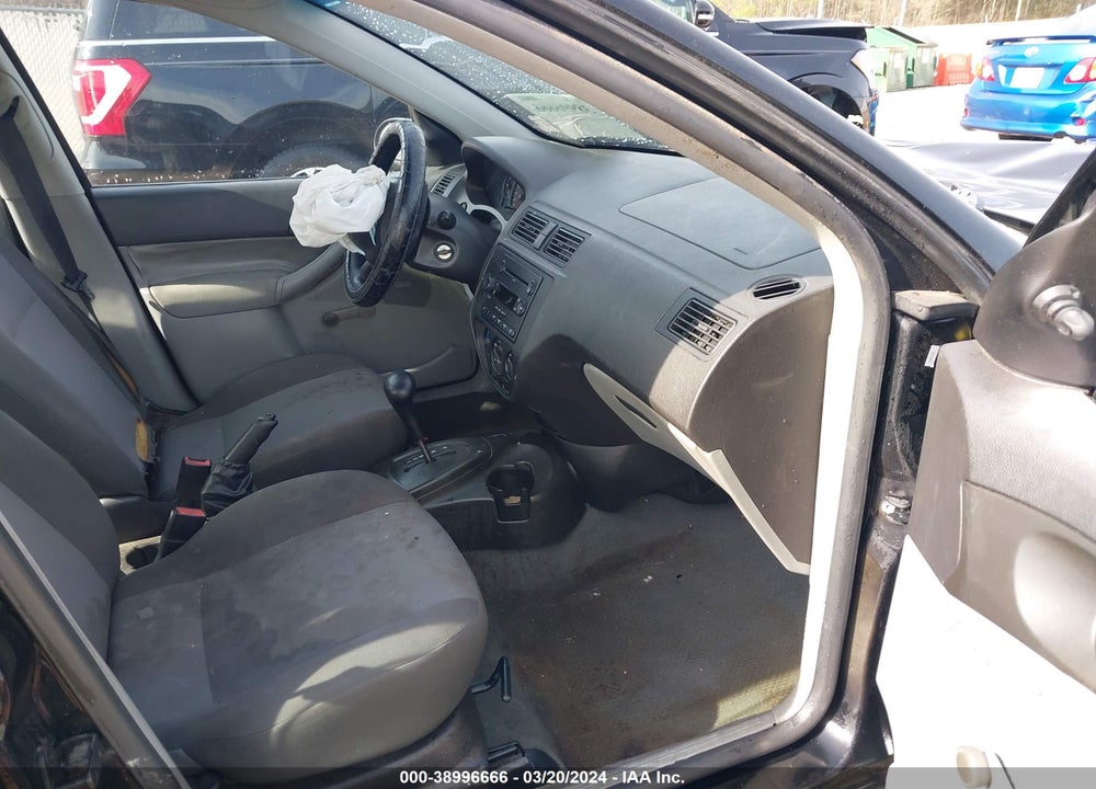 2007 FORD FOCUS S/SE/SES VIN: 1FAFP34N27W174856
