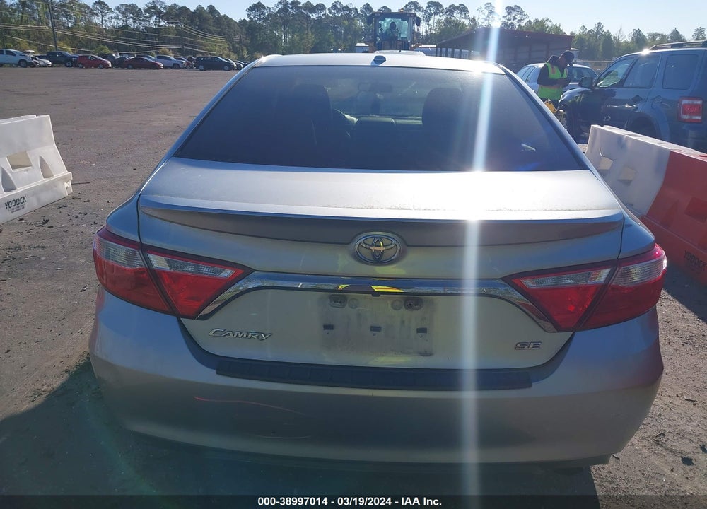 2016 TOYOTA CAMRY SE VIN: 4T1BF1FKXGU118478