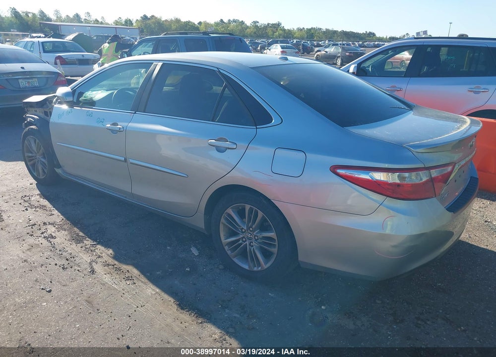 2016 TOYOTA CAMRY SE VIN: 4T1BF1FKXGU118478
