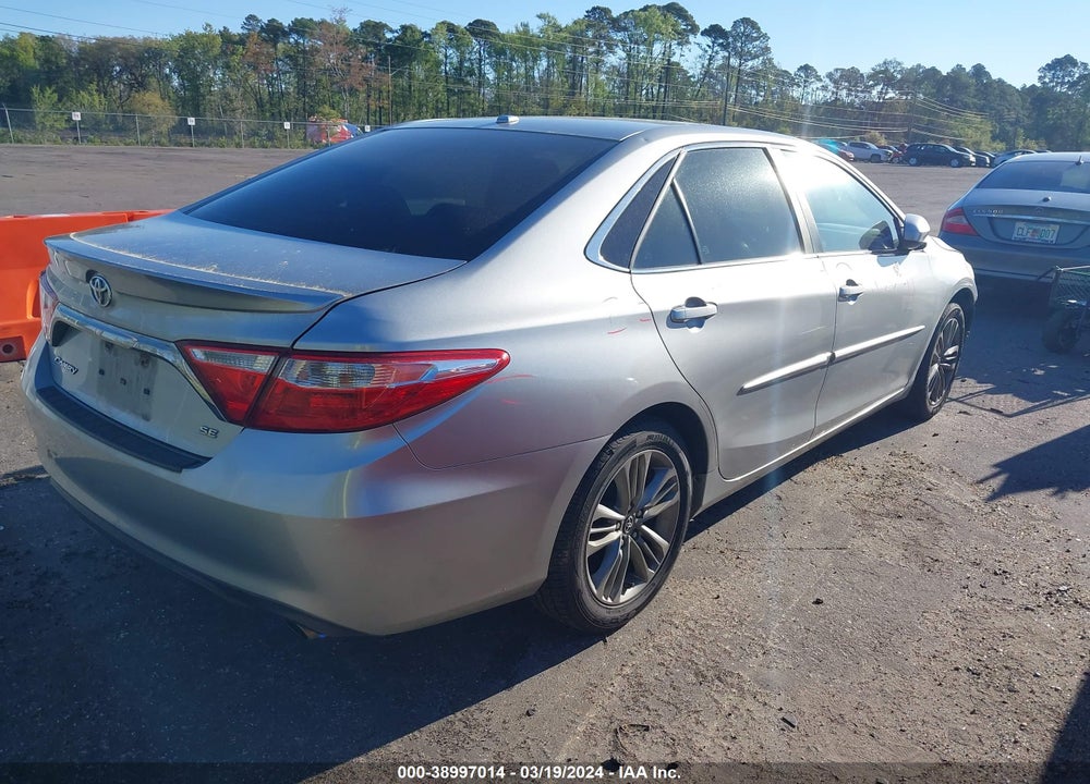2016 TOYOTA CAMRY SE VIN: 4T1BF1FKXGU118478