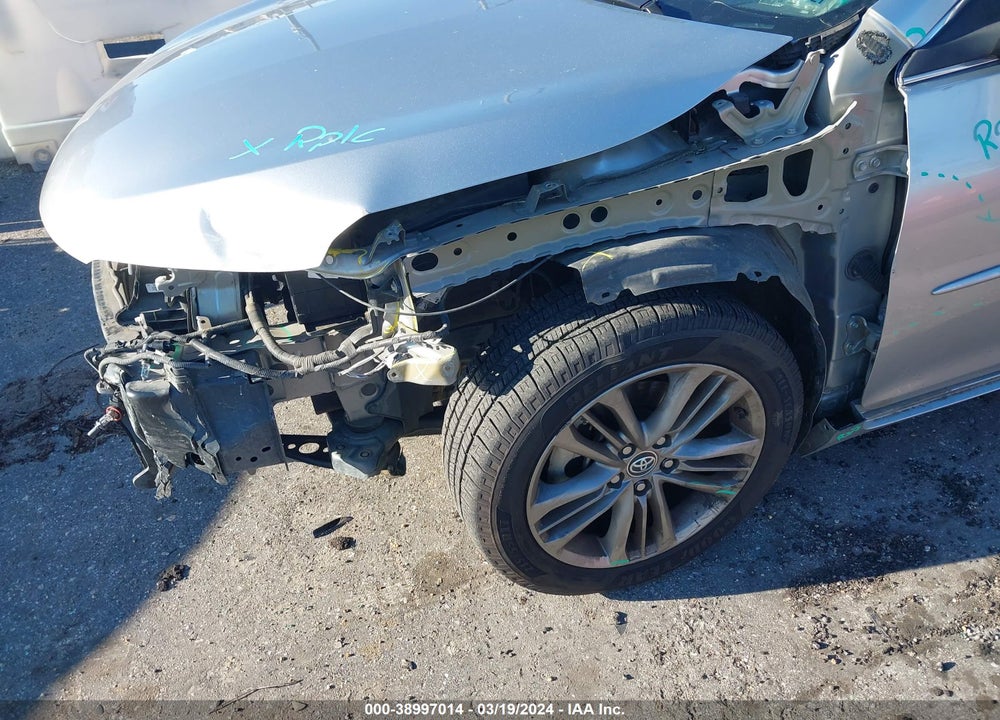 2016 TOYOTA CAMRY SE VIN: 4T1BF1FKXGU118478