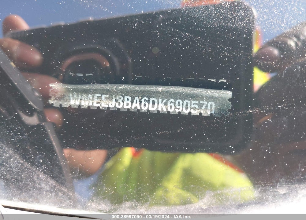 2013 SMART FORTWO PASSION/PURE VIN: WMEEJ3BA6DK690570