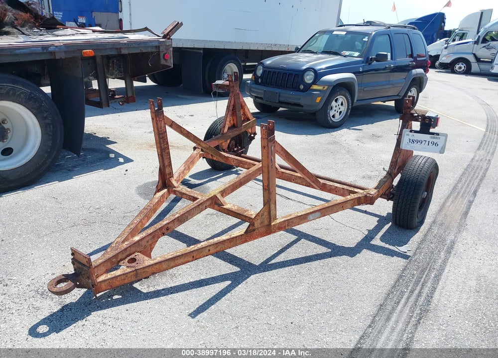 1999 TRAILER --- VIN: HGT59241199004730