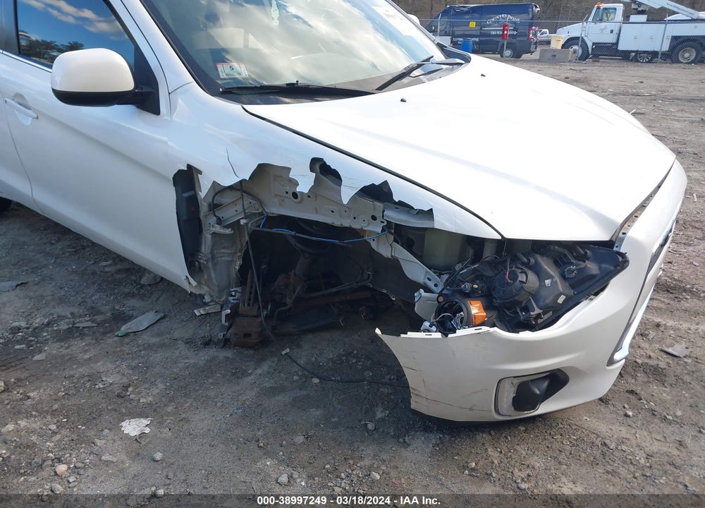 2015 MITSUBISHI OUTLANDER SPORT SE VIN: 4A4AR4AUXFE041548