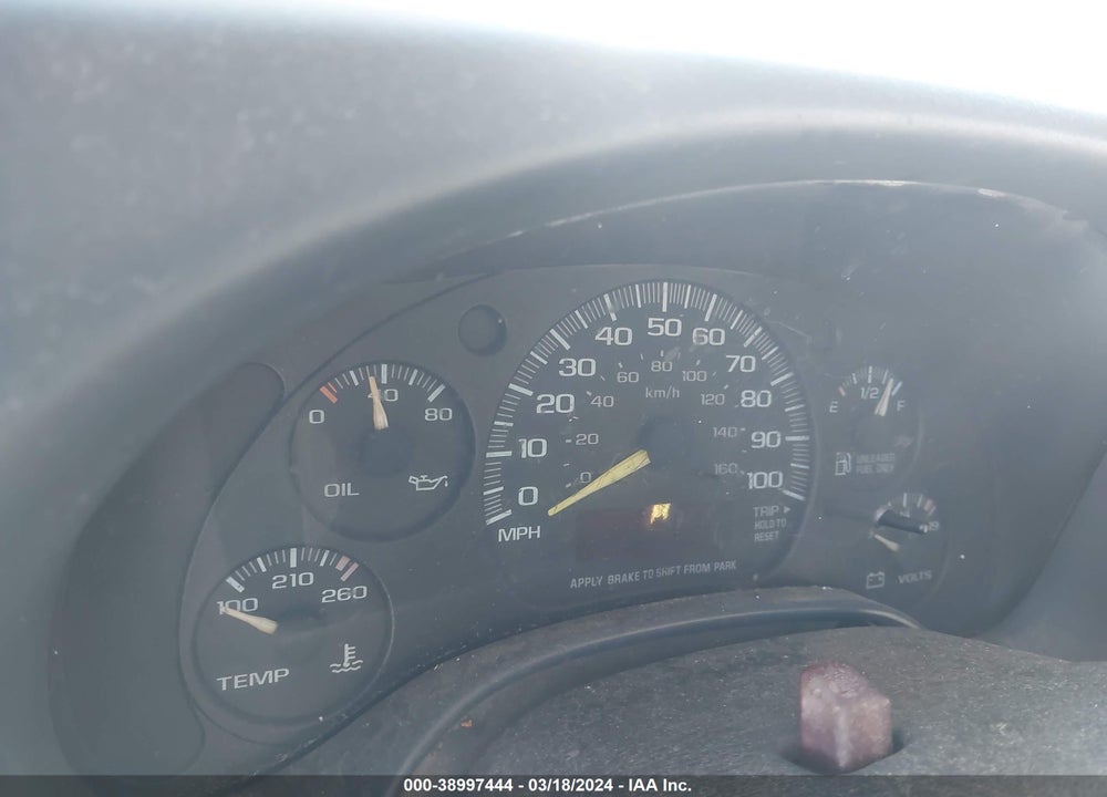 1998 CHEVROLET CHEVY VAN G3500 VIN: 1GCHG39R3W1046930