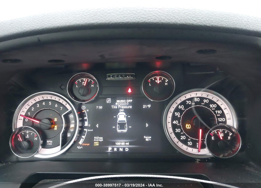 2019 RAM 1500 CLASSIC BIG HORN 4X4 6'4 BOX VIN: 1C6RR7TT6KS684143