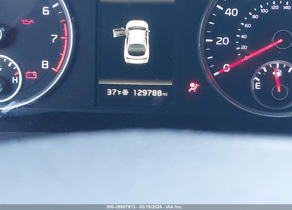 2022 KIA K5 LX VIN: 5XXG24J29NG101673