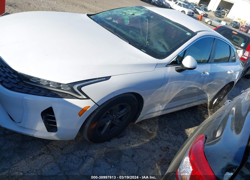 2022 KIA K5 LX VIN: 5XXG24J29NG101673