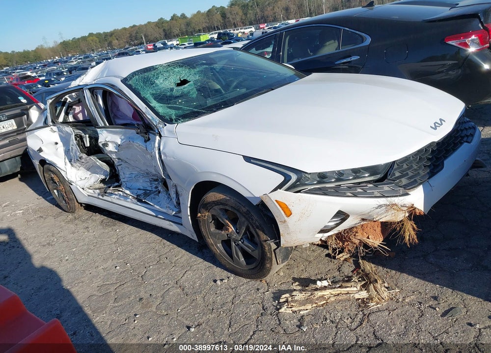 2022 KIA K5 LX VIN: 5XXG24J29NG101673
