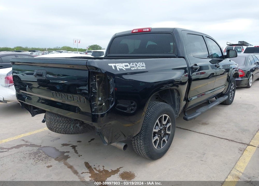 2019 TOYOTA TUNDRA SR5 5.7L V8 VIN: 5TFDY5F12KX834305