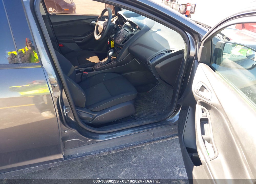2017 FORD FOCUS SE VIN: 1FADP3FE2HL290436