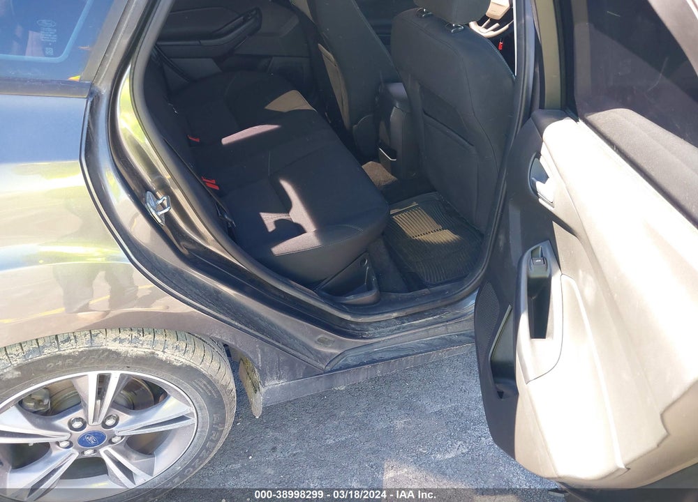 2017 FORD FOCUS SE VIN: 1FADP3FE2HL290436