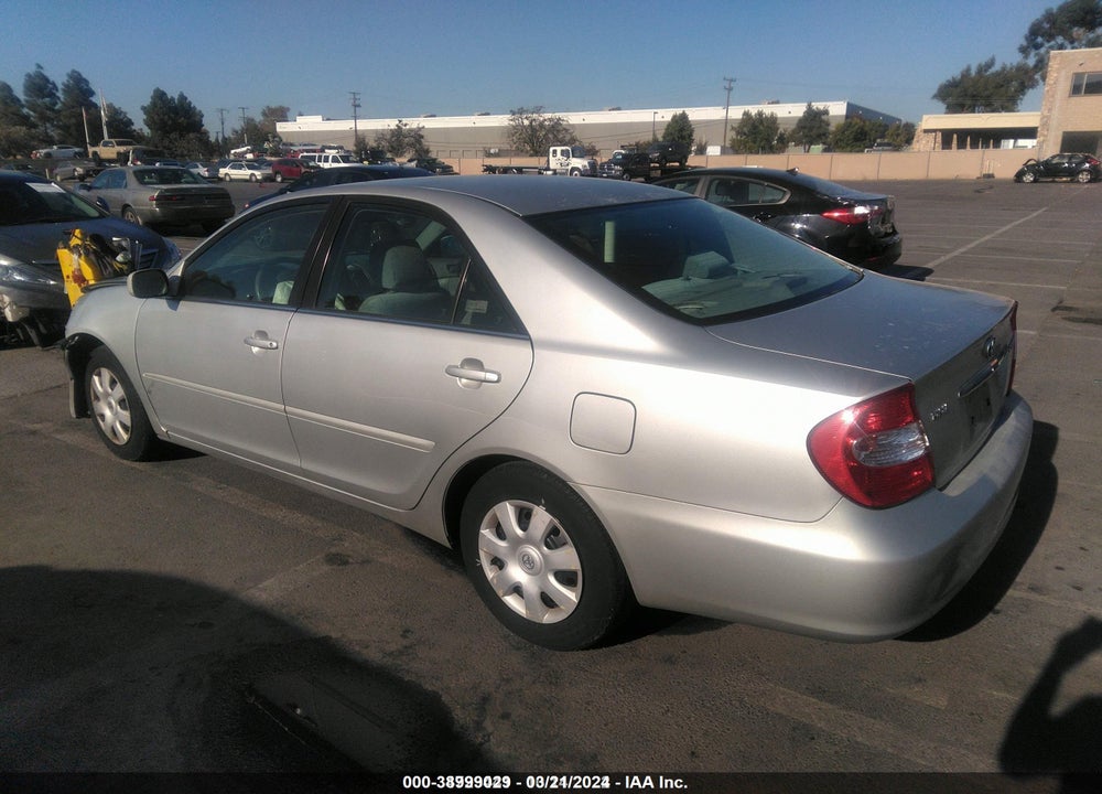 2004 TOYOTA CAMRY LE VIN: 4T1BE32K64U934135