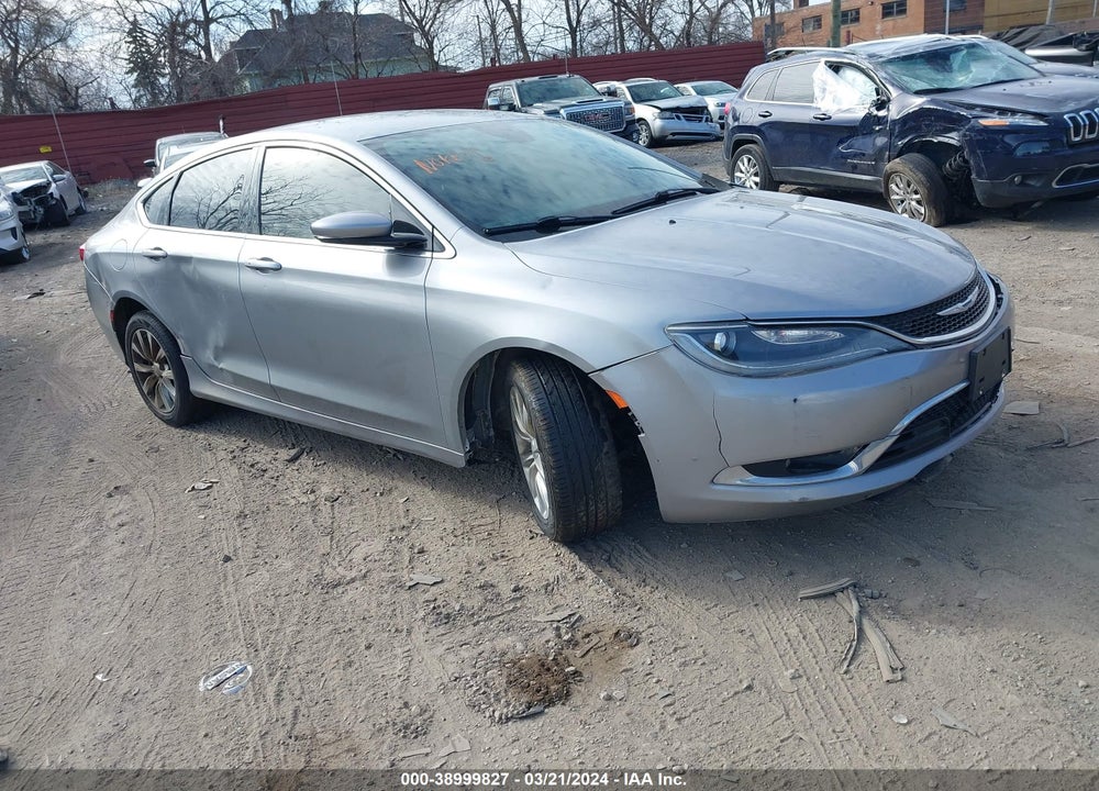 2015 CHRYSLER 200 C VIN: 1C3CCCCB7FN549519