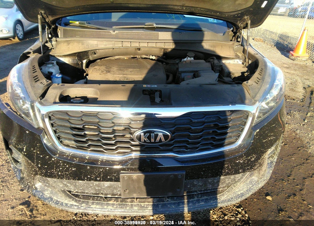 2019 KIA SORENTO 3.3L S VIN: 5XYPGDA56KG584509