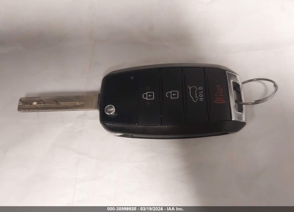 2019 KIA SORENTO 3.3L S VIN: 5XYPGDA56KG584509