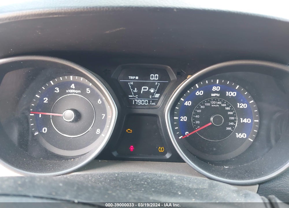 2014 HYUNDAI ELANTRA SE VIN: 5NPDH4AE9EH470582