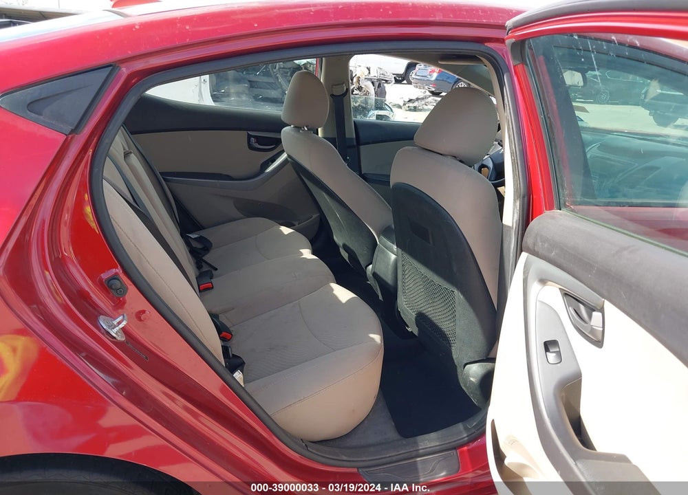 2014 HYUNDAI ELANTRA SE VIN: 5NPDH4AE9EH470582