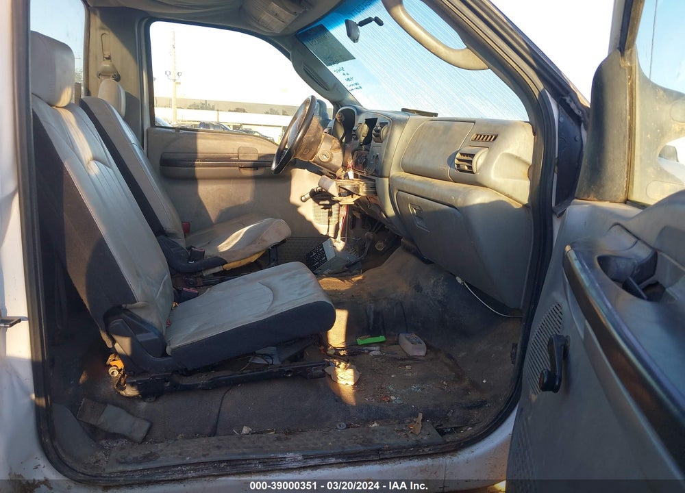 2006 FORD F 350 VIN: 1FTWF31P96EB72187