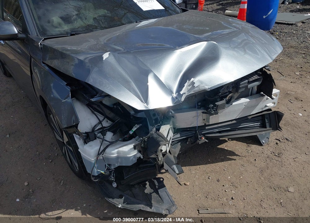 2021 NISSAN ALTIMA SV FWD VIN: 1N4BL4DV9MN417886